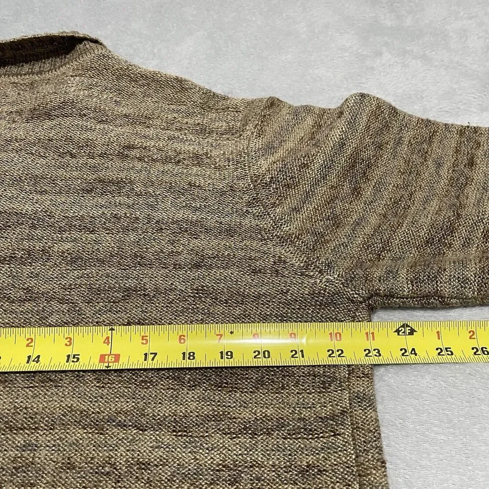 VTG Cabelas Sweater Womens Large Brown Sand Cardigan Tiger Stripe Wooden Buttons